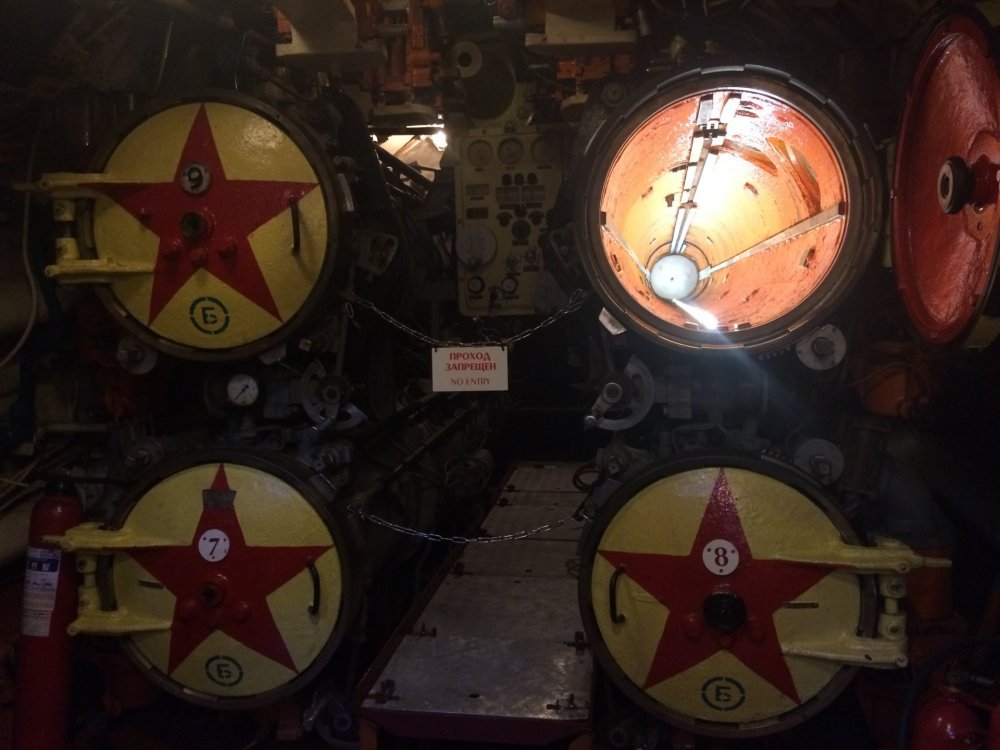 19.05.06_242_Калининград_Музей мирового океана.JPG