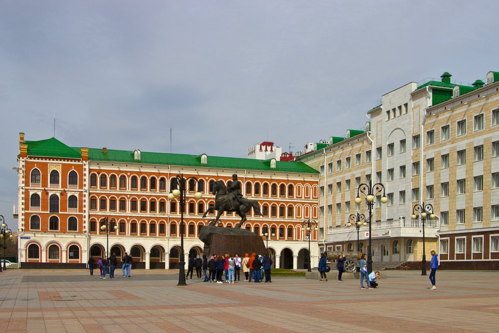IMG_6776-1 Йошкар-Ола Площадь Оболенского-Ноготкова.jpg