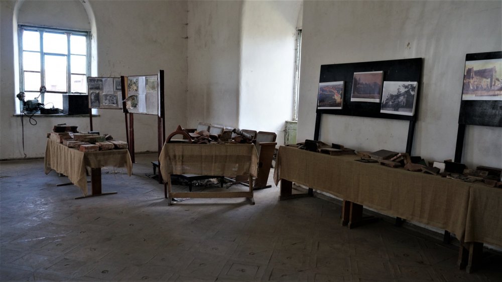 19.05.05_175_Черняховск_Замок Георгенбург.JPG