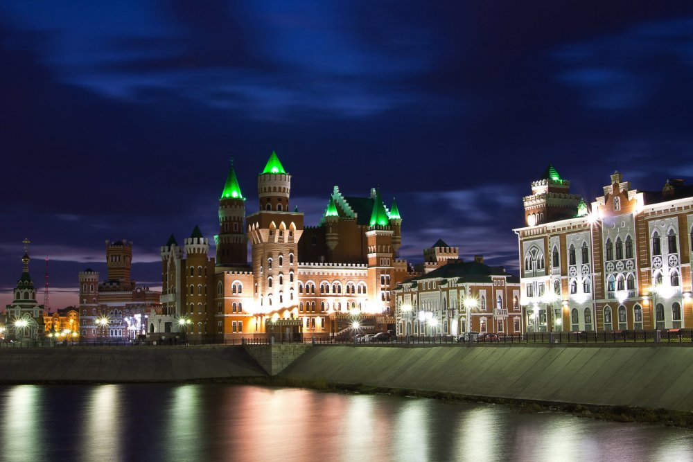 IMG_7061-1 Вечерняя Йошкар-Ола Кукольный театр.jpg