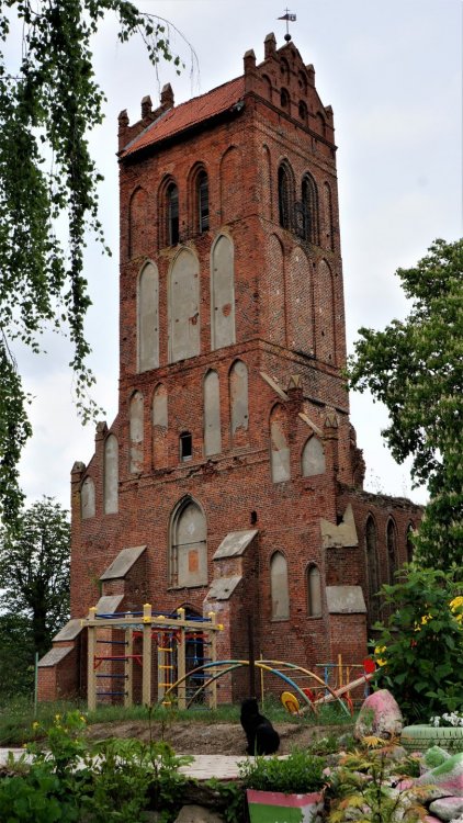 19.05.04_261_Железнодорожный _кирха (1345г).JPG