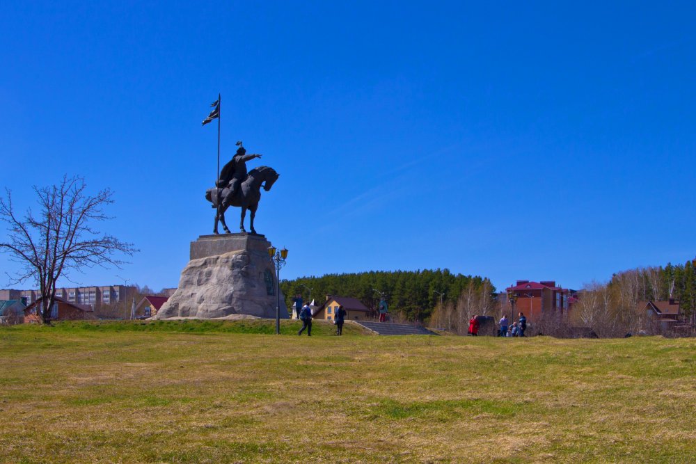 IMG_6521-1 Елабуга Памятник.jpg