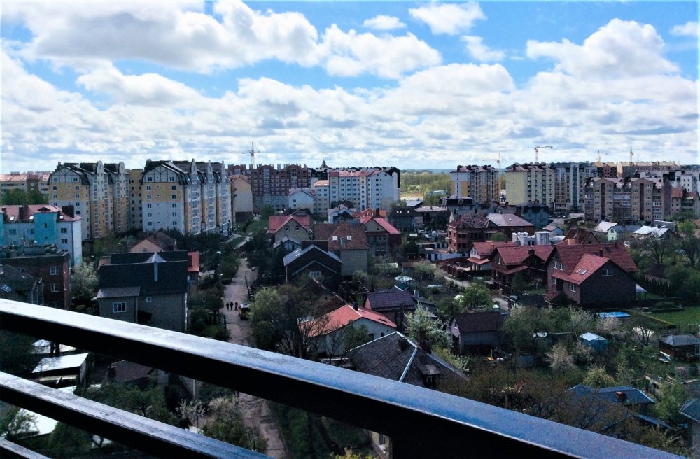 19.05.03_200_Зеленоградск_Мурариум_на башне.jpg