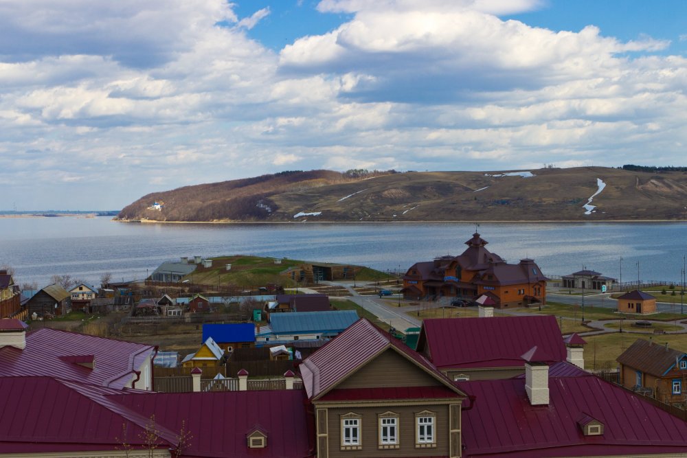 IMG_6326 Вид на Свиягу.jpg