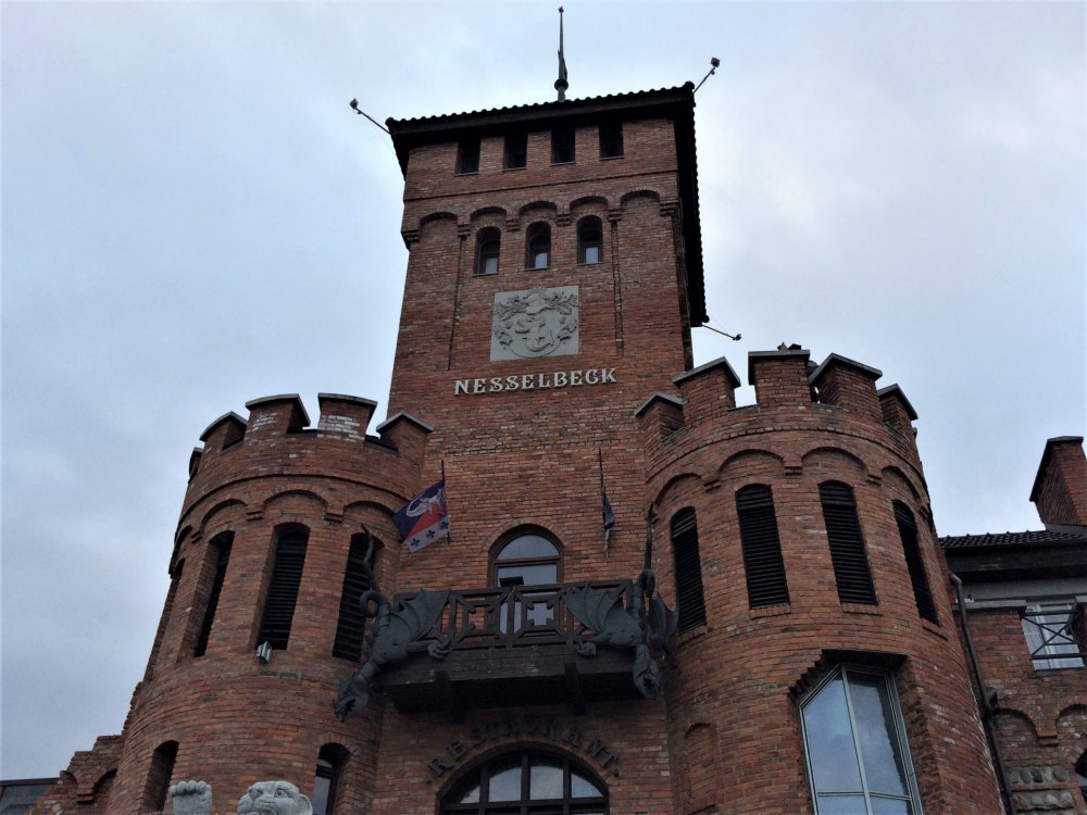 19.05.02_188_Калининград_Замк-пивоварня Нессельбек.JPG