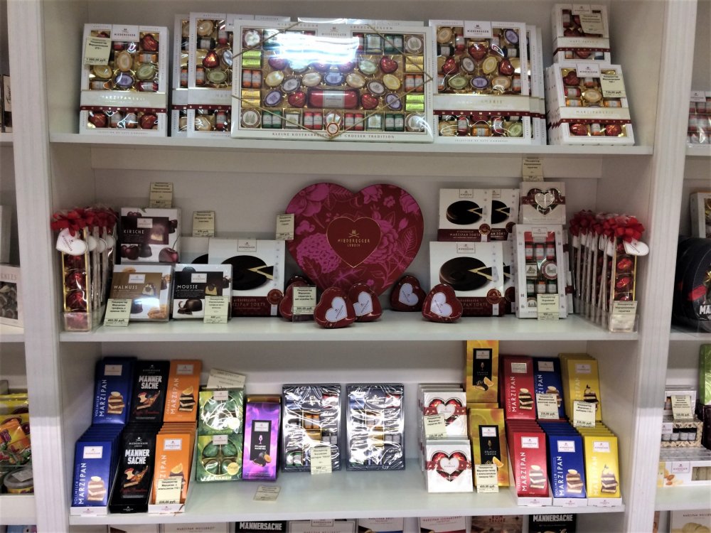 19.05.01_Калининград_34_Марципановый домик.JPG