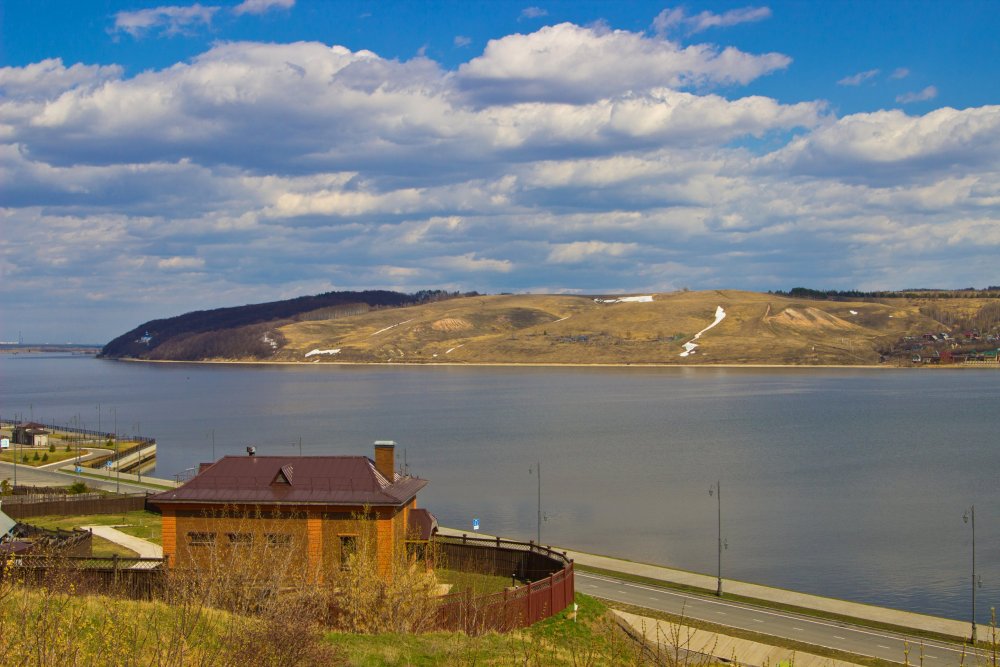 IMG_6310 Вид на Свиягу.jpg