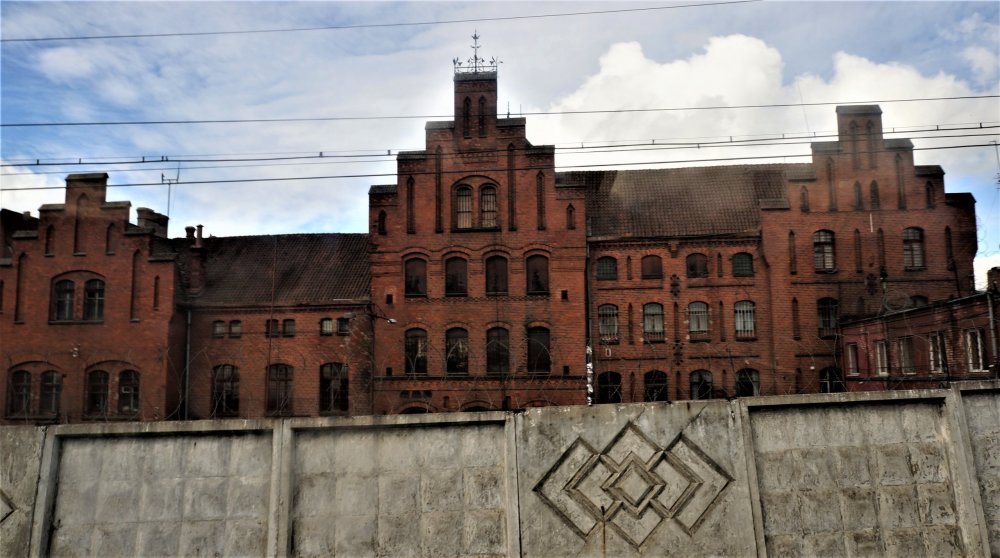 19.05.05_044_Гвардейск_Замок Тапиау_тюрьма.JPG