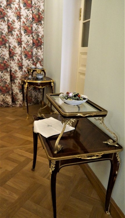 19.05.15_117_ Ораниенбаум_ Дворец.JPG