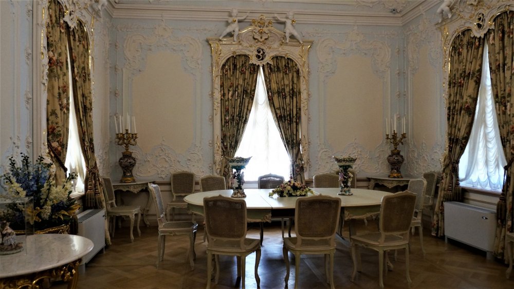 19.05.15_113_ Ораниенбаум_ Дворец.JPG