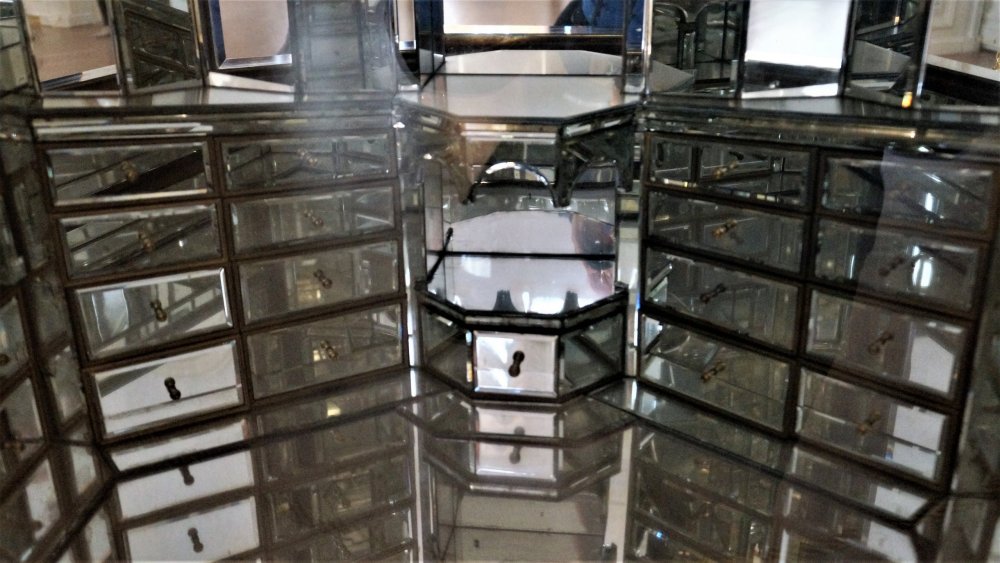 19.05.15_030_ Ораниенбаум_ Картинный дом.JPG