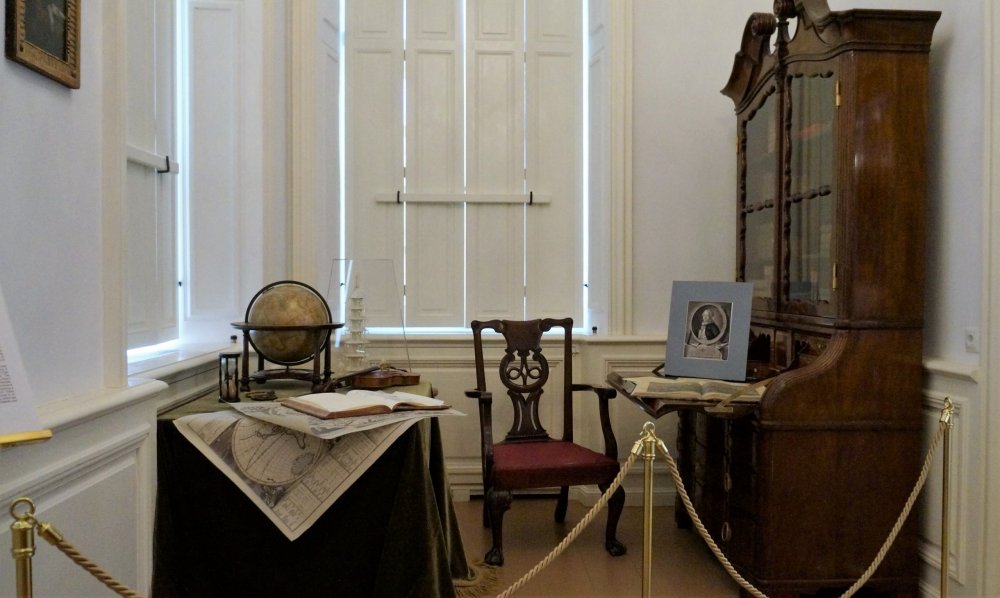 19.05.15_034_ Ораниенбаум_ Картинный дом.JPG