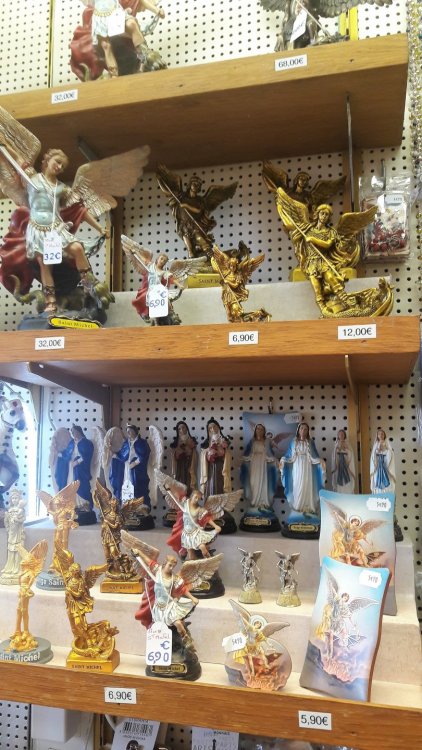 Мон-Сен-Мишель( сувениры1).jpg