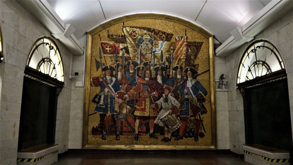 19.05.10_229_СПб_ст.м Крестовский остров.JPG