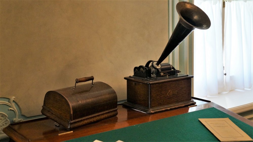 19.05.15_227_ Ораниенбаум_ Дворец.JPG