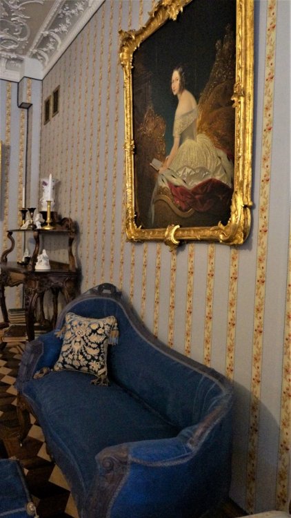 19.05.15_181_ Ораниенбаум_ Дворец.JPG