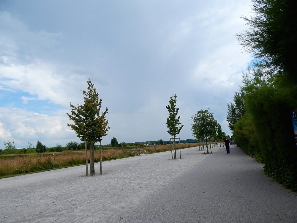 Мон-Сен-Мишель( парковка).jpg