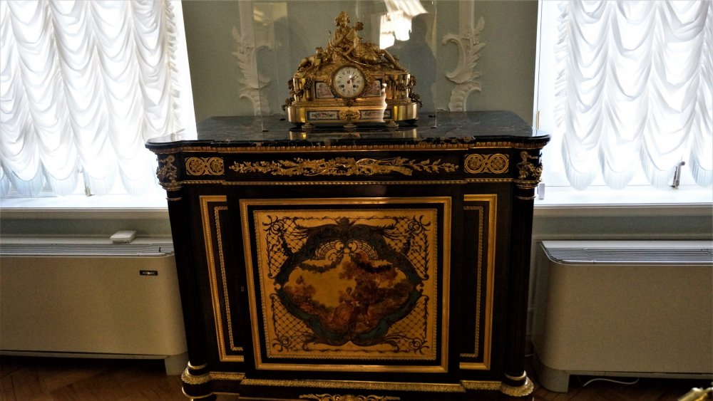 19.05.15_105_ Ораниенбаум_ Дворец.JPG