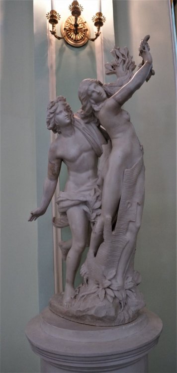 19.05.15_080_ Ораниенбаум_ Каменное зало.JPG