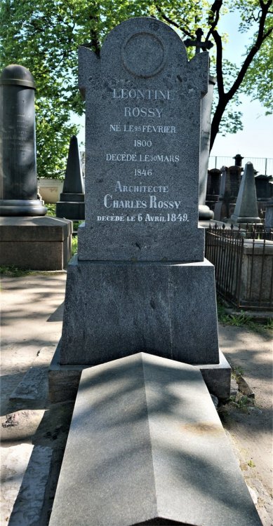 19.05.17_08_СПб_ Невская лавра.JPG