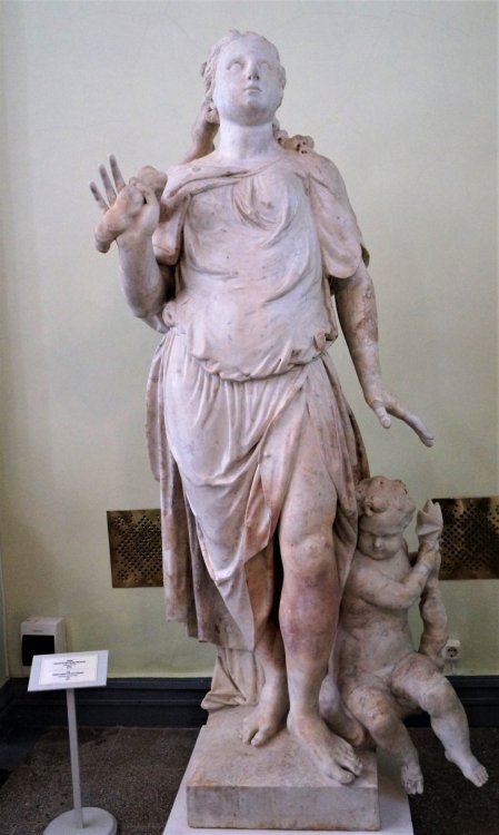 19.05.15_082_ Ораниенбаум_ Каменное зало.JPG