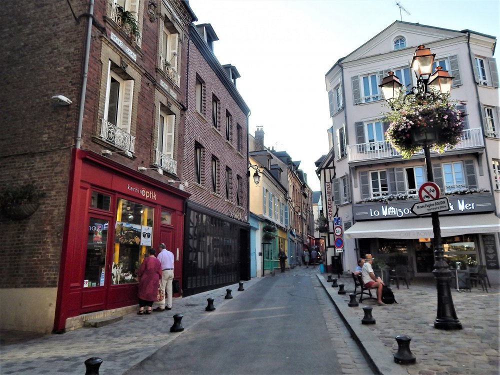 Онфлёр( узкие улочки7).jpg