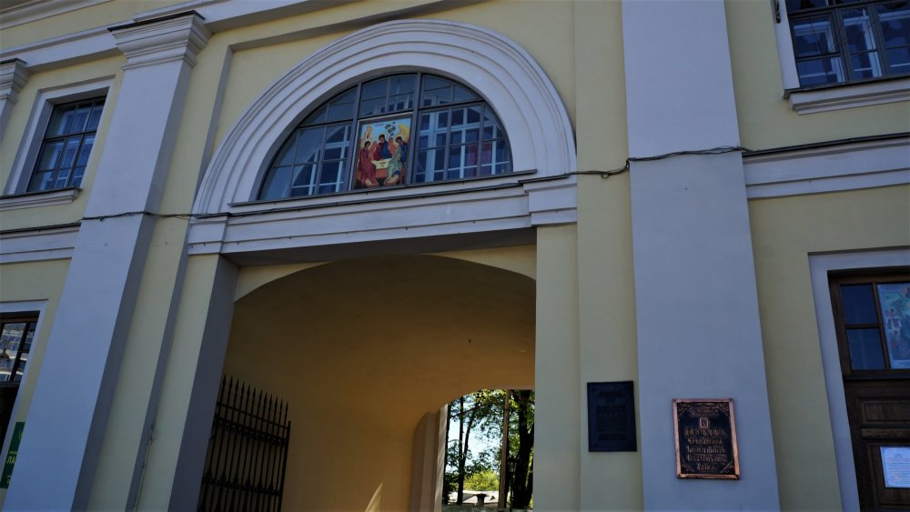 19.05.17_06_СПб_ Невская лавра.JPG