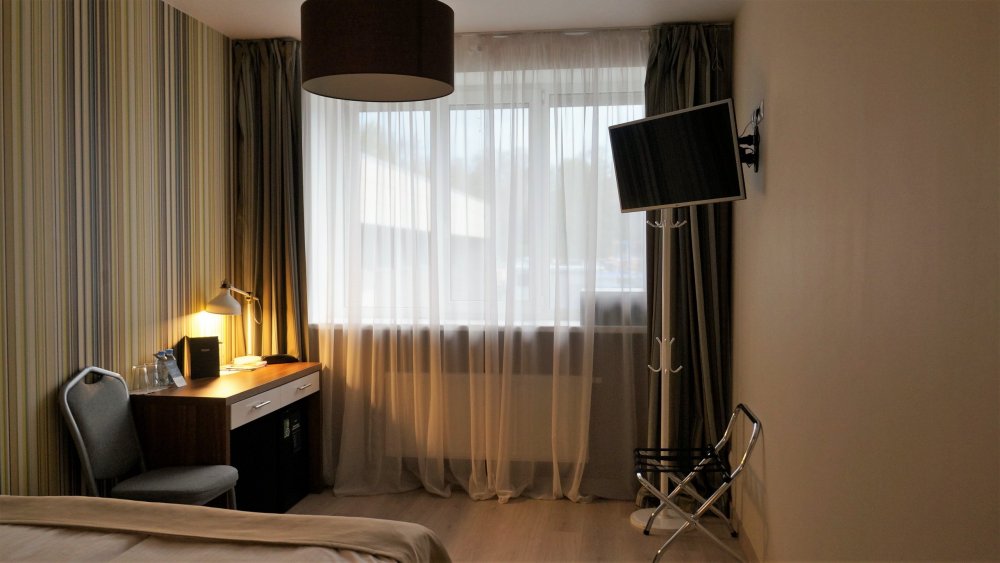 19.05.11_098_Карелия_Петрозаводск_ отель Фрегат.JPG