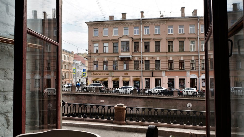 19.05.13_027_СПб_ кафе Mickey & Monkeys.JPG