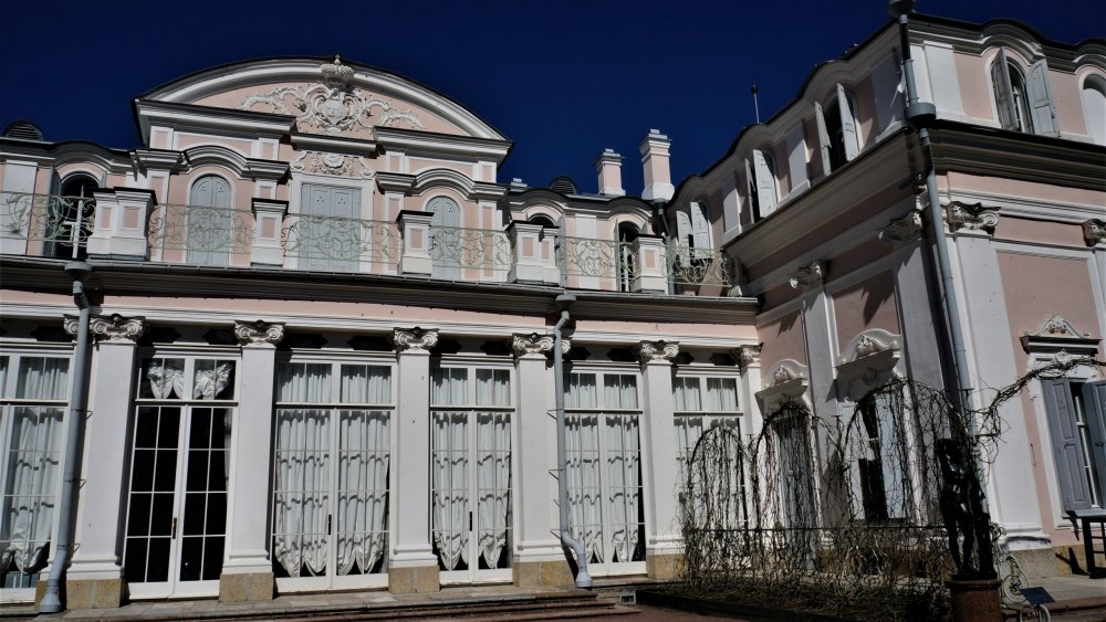 19.05.15_266_ Ораниенбаум_ Китайский дворец.JPG