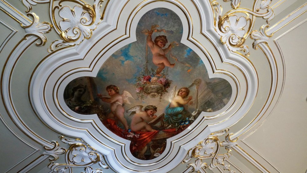 19.05.15_337_ Ораниенбаум_ Дворец Петра III.JPG