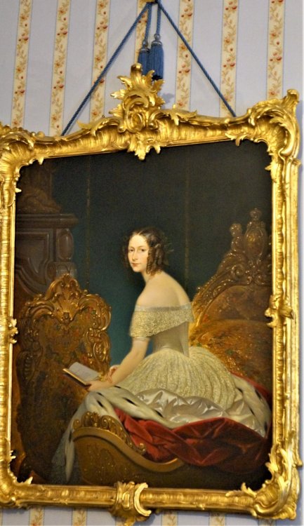 19.05.15_188_ Ораниенбаум_ Дворец.JPG