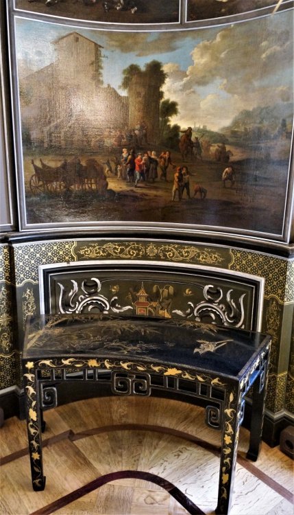 19.05.15_334_ Ораниенбаум_ Дворец Петра III.JPG