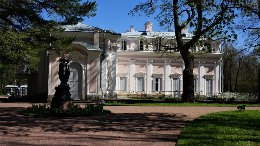 19.05.15_262_ Ораниенбаум_ Китайский дворец.JPG