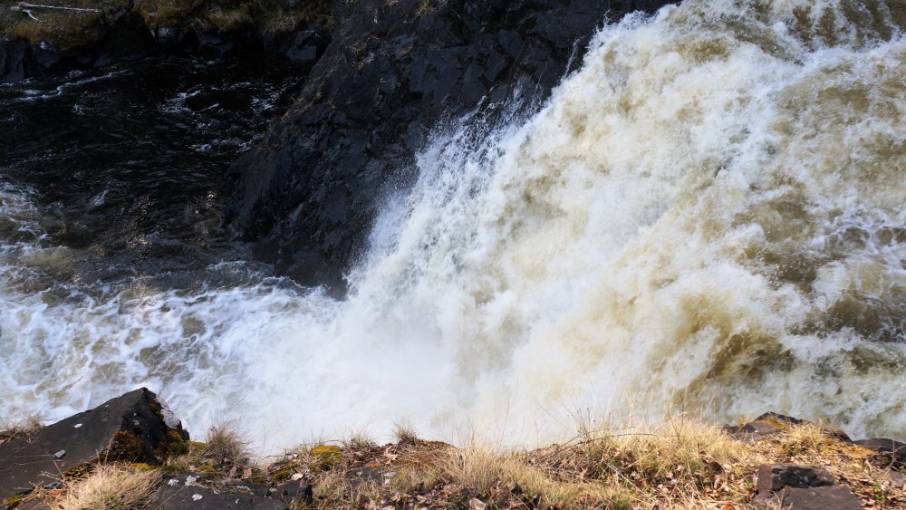 19.05.11_057_Карелия_водопад Кивач.JPG