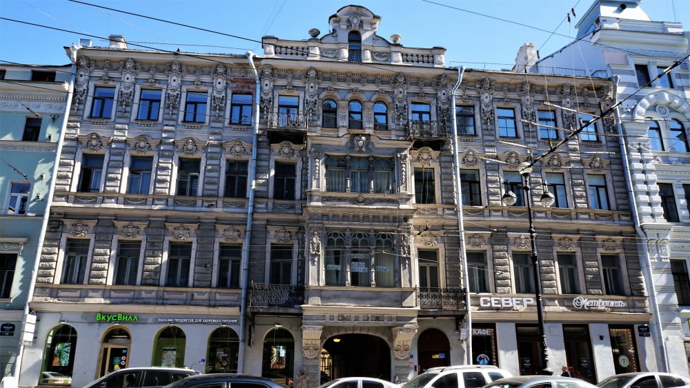 19.05.17_01_СПб_ Невский.JPG