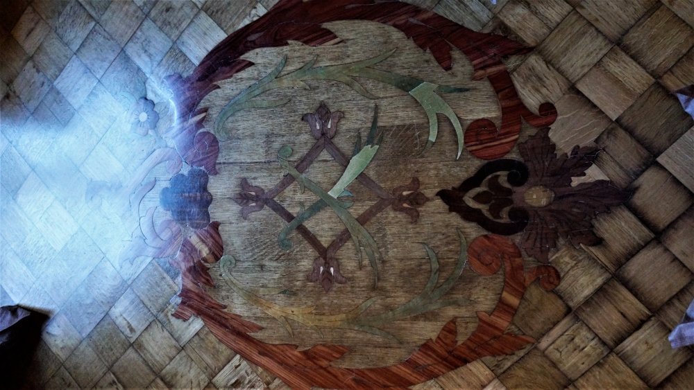 19.05.15_381_ Ораниенбаум_ Дворец Петра III.JPG