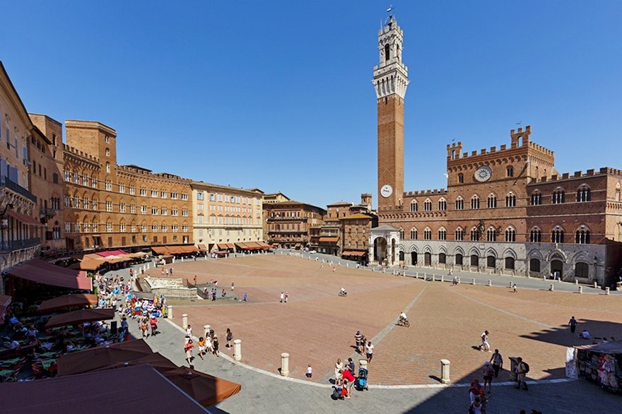 d048d91e99c8fa099c5e3fb544fd237d-piazza-del-campo[1].jpg