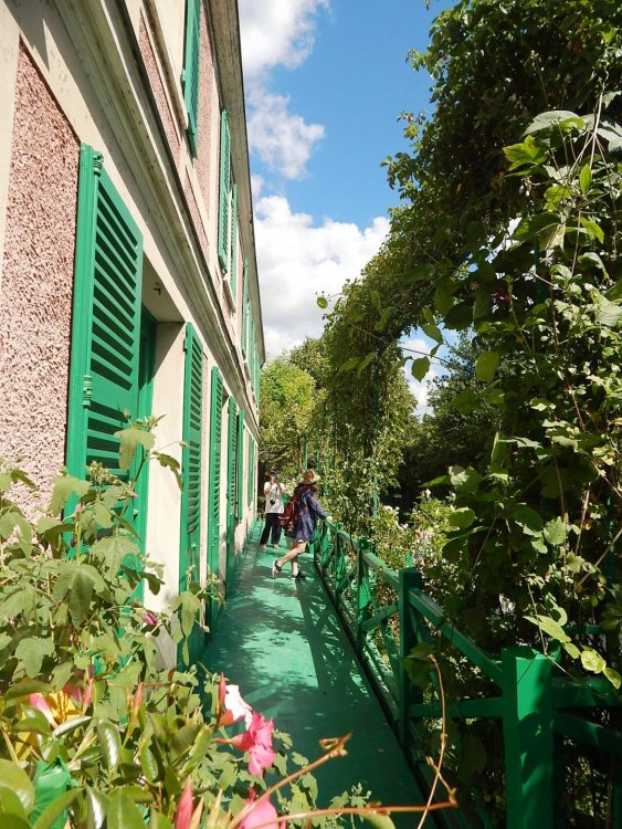 Живерни( балкон).jpg