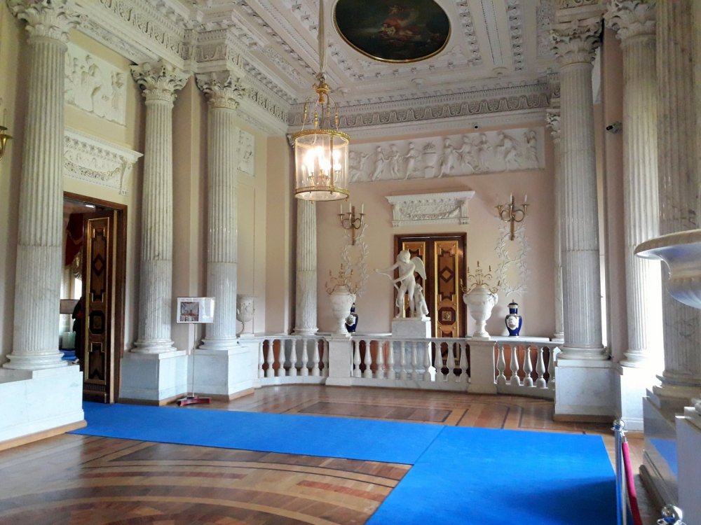 Мраморная столовая.jpg