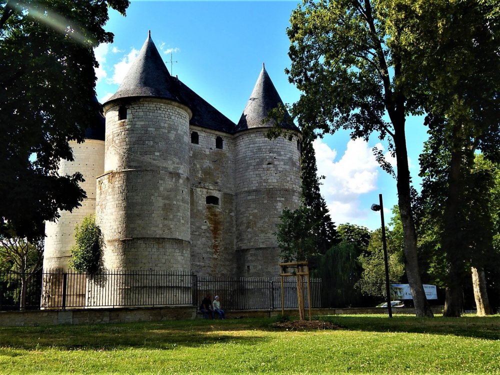 Вернон( замок).jpg