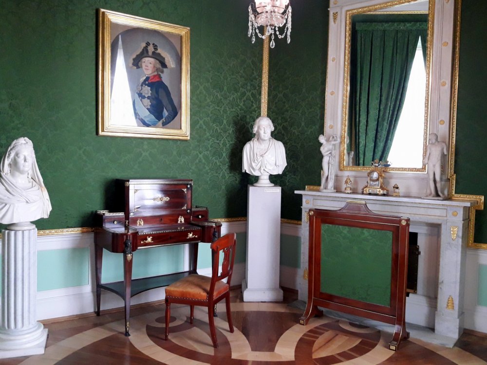 Башенный кабинет императрицы Марии Федоровны.jpg