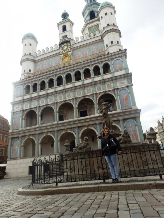 Ратуша и фонтан Прозерпины.JPG