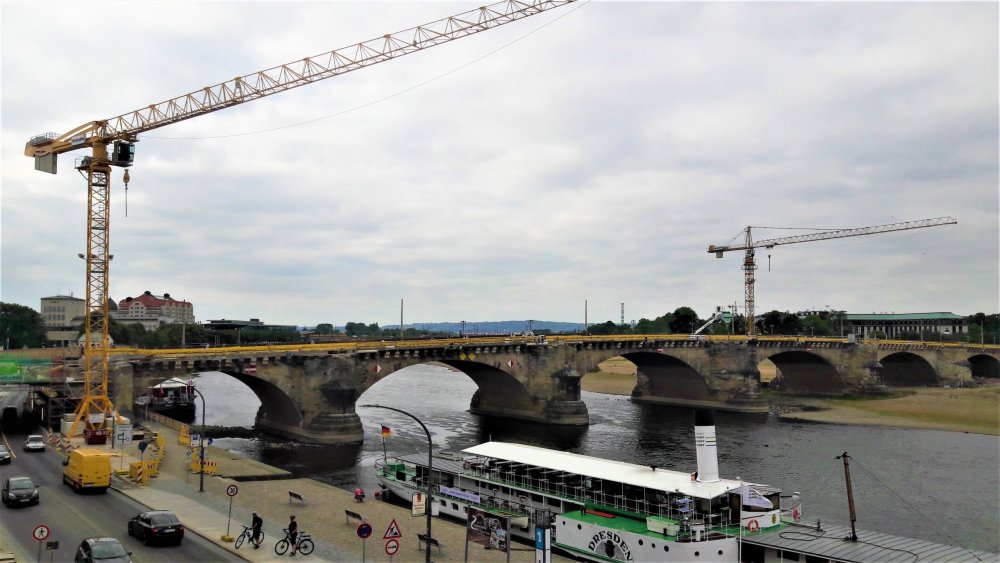 Дрезден( мост).jpg