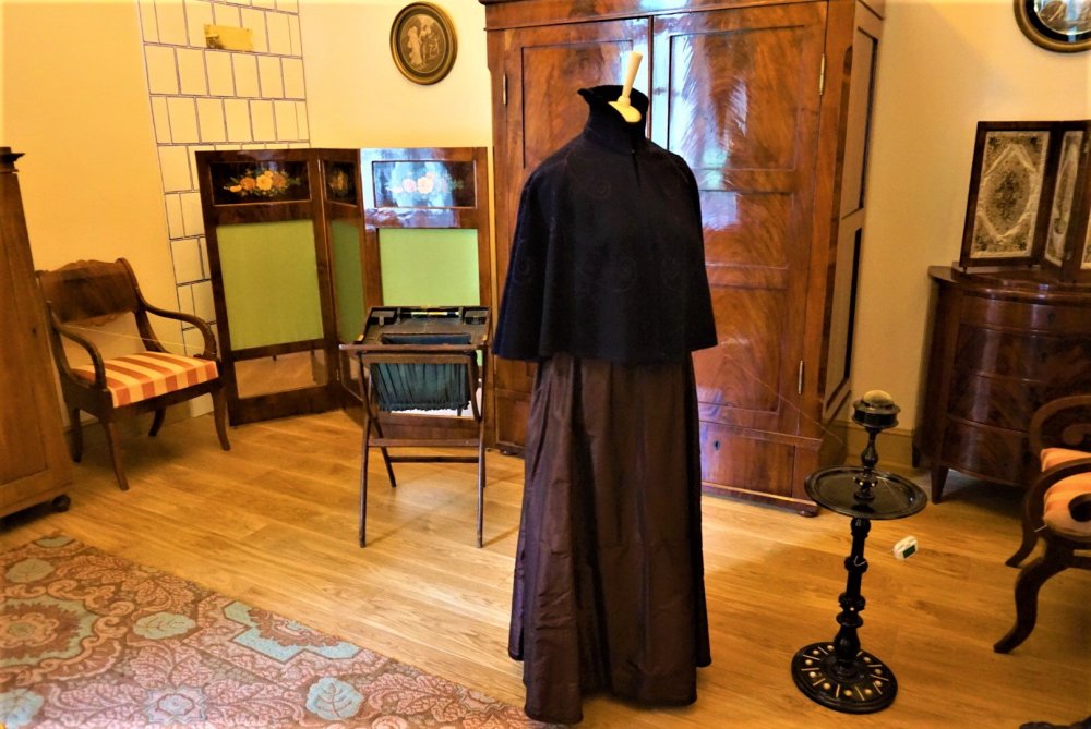 Остафьево дом8.jpg