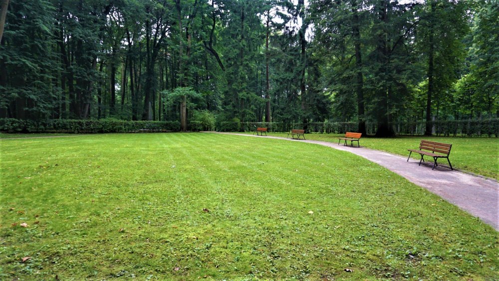 Остафьево Марсово поле 1.jpg