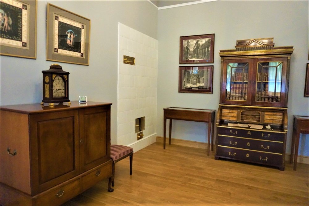 Остафьево дом 14.jpg