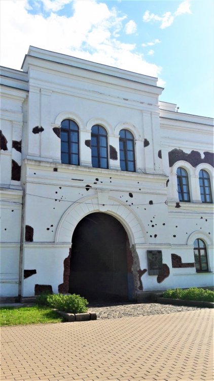 Брест Холмские ворота.jpg