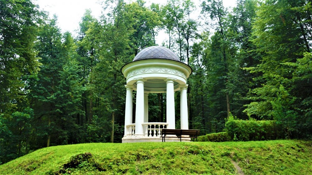 Остафьево беседка.jpg