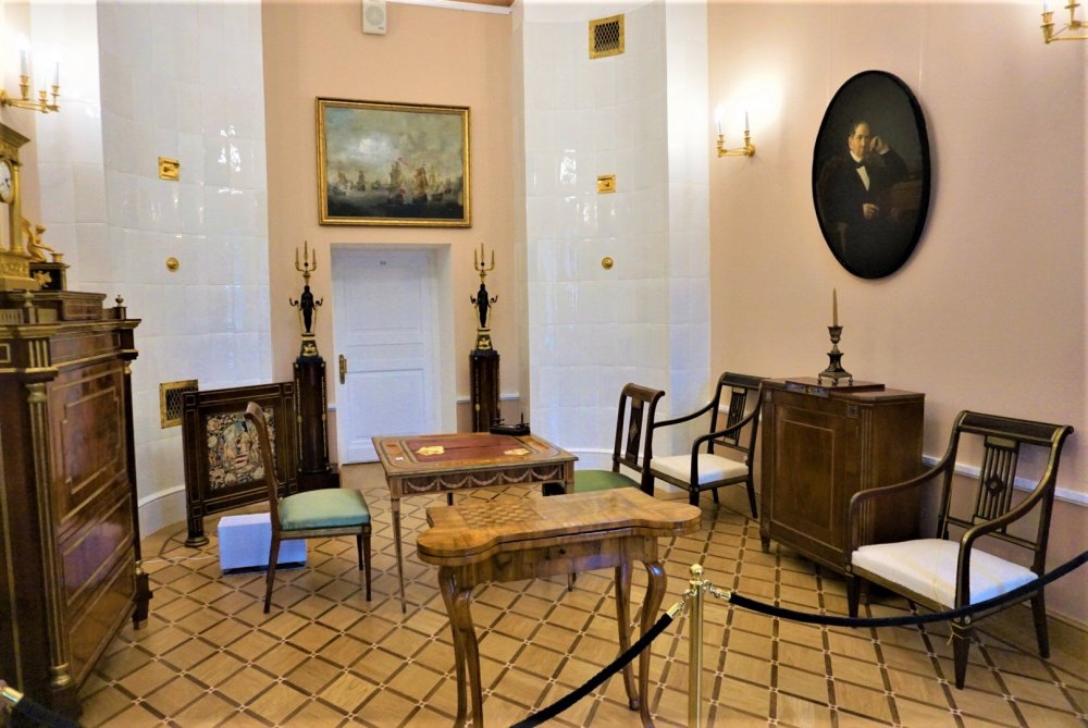 Остафьево дом13.jpg